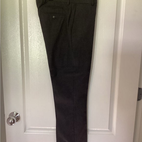 Murano Gray Slim Fit Dress Pants for Timeless Elegance, 29x30 - Picture 3 of 4